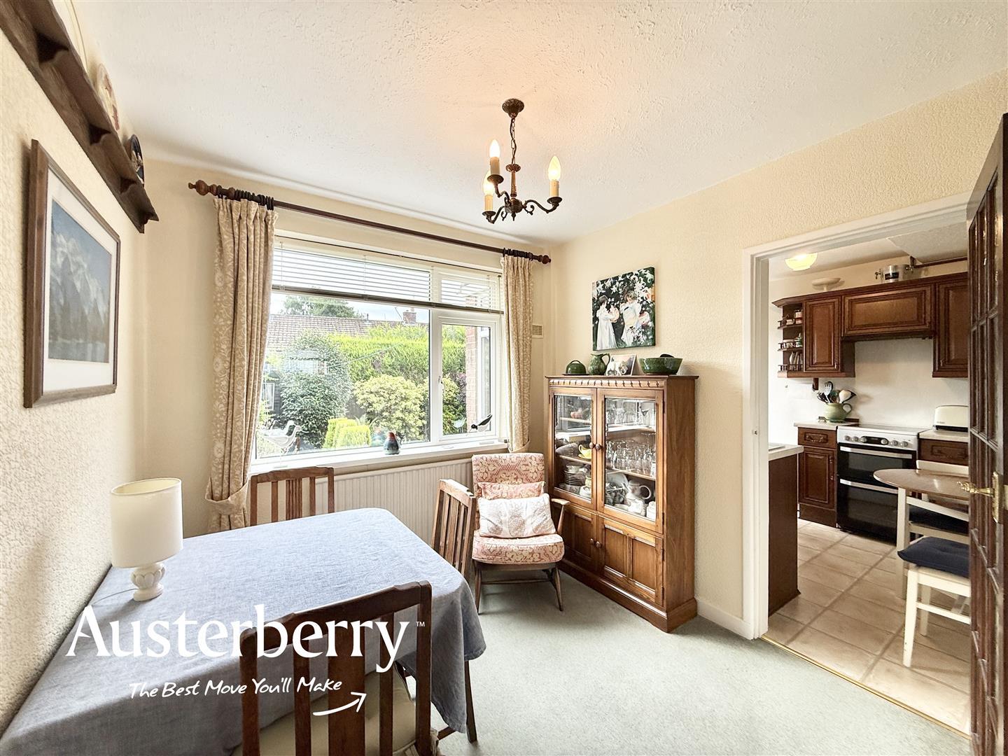 3 bed property in Westonview Avenue, Stoke-On-Trent